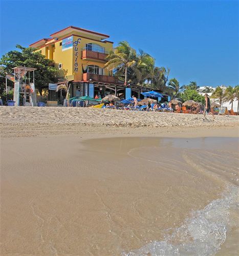 Fusion Beach Hotel Плая дел Кармен Екстериор снимка